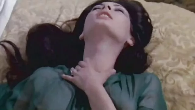 ジョリーとティナ エロ い 女性 動画