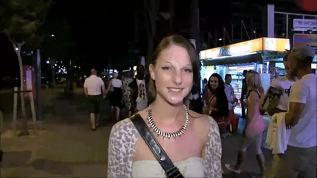 女の子は彼女の恋人の前で男と口論していた。 女性 ひとり h 動画