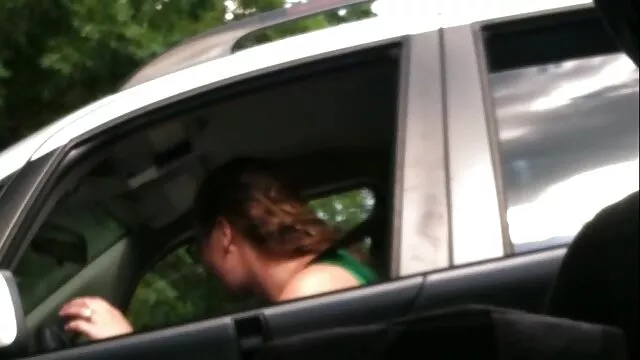 Tashaは彼女の指で大きなオルガスムを持っていた。 女 同士 エッチ 動画