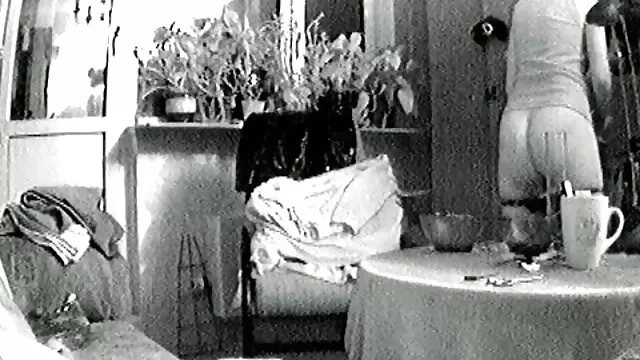 ニッキ-ノヴァ エッチ な 女 の 動画