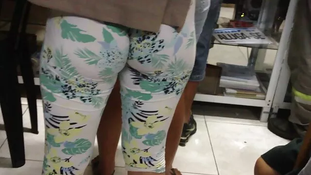 処女を与えますa blowjobへ農家の仲間 エッチ 大好き 女 動画