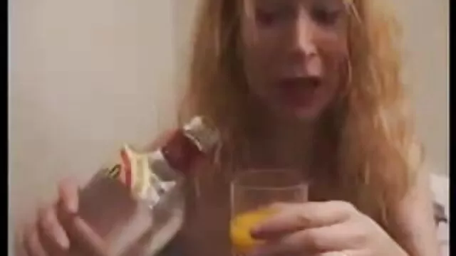 エイドリアン-マニング エロ い 女 の 動画