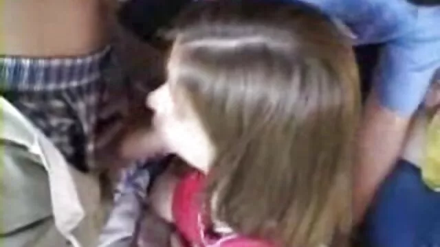 シーラは与える エロ い 動画 女